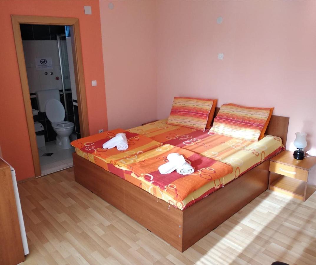 Villa Mimi Peštani Екстериор снимка